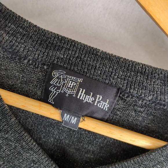 VINTAGE Men's Hyde Park V-Neck Wool Blend Gray Sweater Medium - Picture 3 of 4